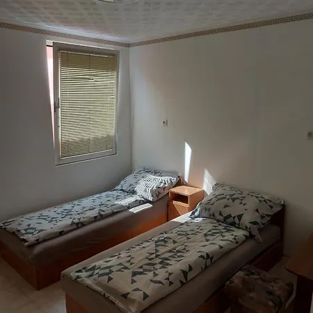 Guest house Alexandra Vendeghaz Tiszaujvaros